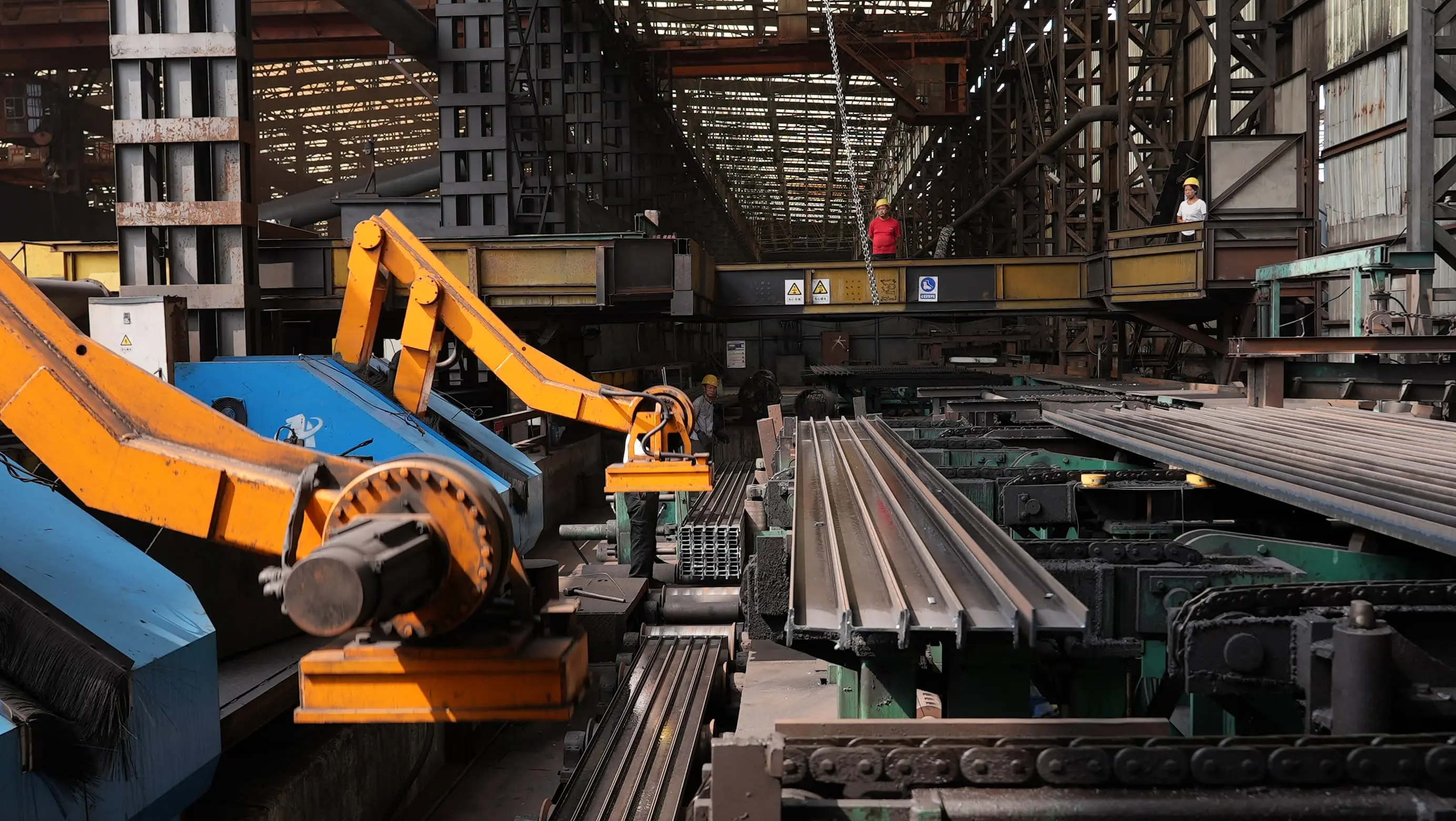 After the industrial contradiction is resolved, the valuation level of the steel industry is expected to be restored